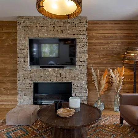 Apache_coudriers * Megève